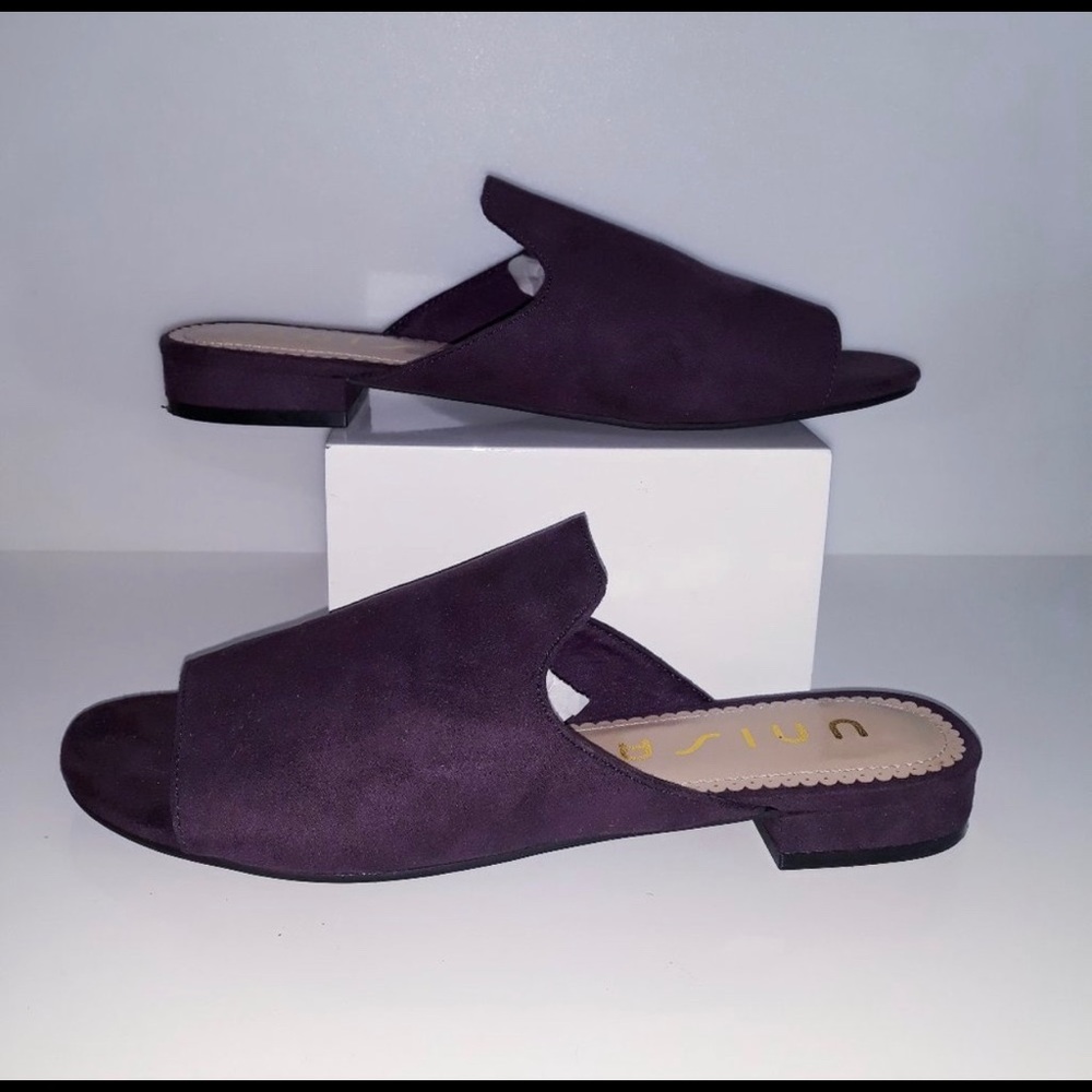 Unisa Plum Suede Sandals Size 7.5